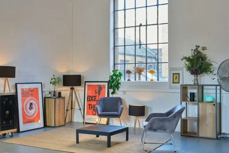 Canalside Studios in Angel